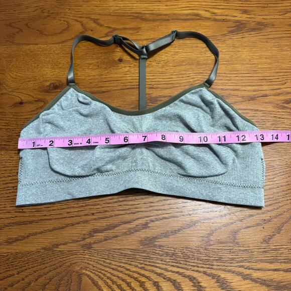 real Brand Muted Green Strappy T Back Sports Bra Wireless Size Large No Padding - Picture 2 of 5
